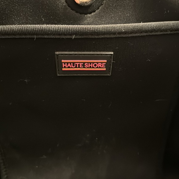 Haute Shore Tote - Picture 11 of 12